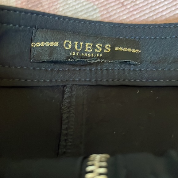 Guess Black Vegan Leather Skirt - Picture 5 of 6